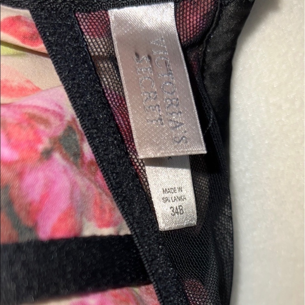 Victoria’s Secret Peplum Bustier - Picture 3 of 4